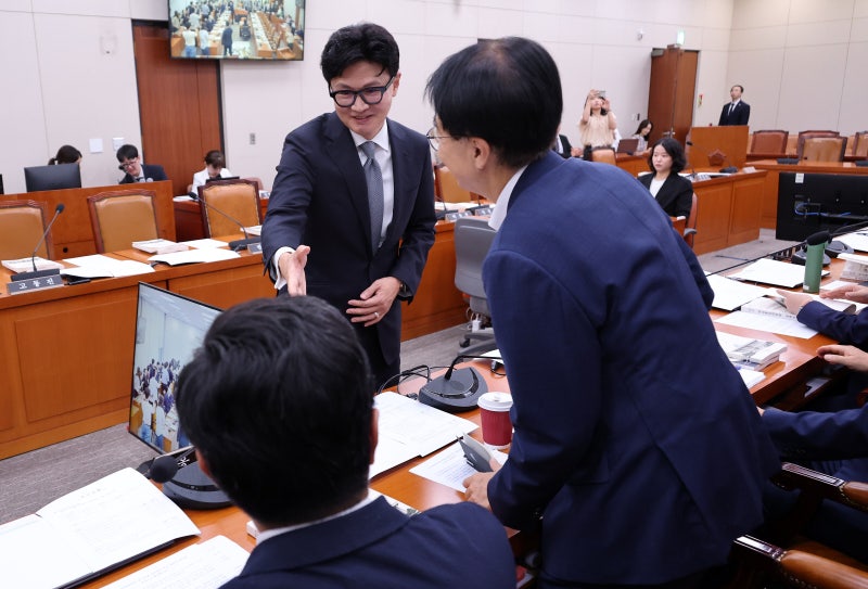 <b>한동훈</b>, 2차 <b>특검</b> 참고인 조사 <b>불출석</b>… “재소환 검토 안 해”