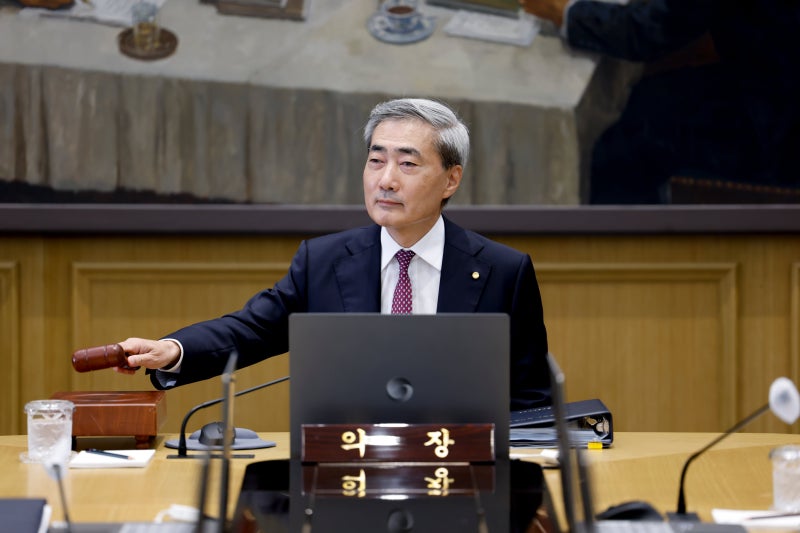 韓銀, <b>기준금리</b> 연 2.75% → 3%로 인상… 7월 이어 연속 인상