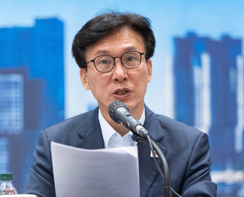 <b>김민석</b> “국힘, <b>YS</b> 정신 계승한다면 이진숙 내쫓아야”