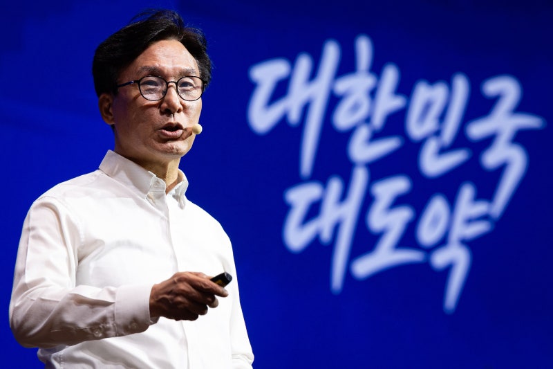 김민석, ‘여론조사 조작 의혹’ 유튜버 긴급 감찰 지시