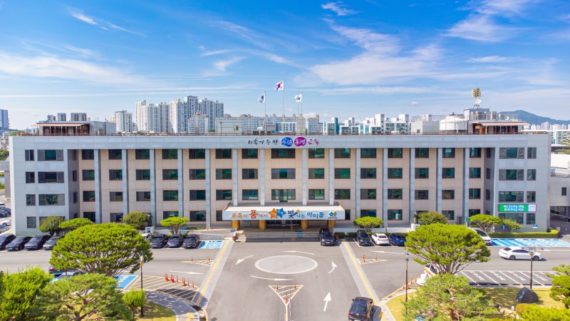 충북 <b>청주</b>서 초등생이 <b>교사</b> 머리채 잡고 <b>폭행</b>…교육당국 조사