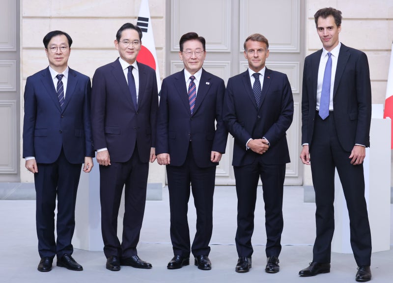 삼성전자, 미스트랄과 ‘반도체 특화 AI' 공동 개발