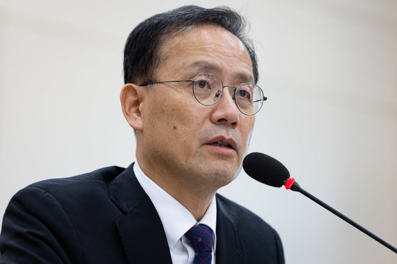 재경위, 이형일 인사<b>청문보고서</b> 與野 합의로 채택