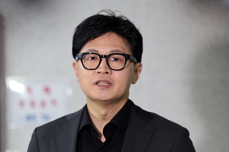 <b>한동훈</b>, 李 기자<b>회견</b> 비판…“‘전두환 4·13 호헌의 길’ 택해”