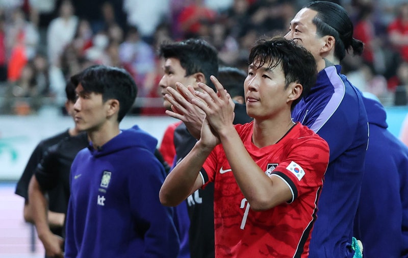 한국 축구, <b>손흥민</b> 58호골에도 우루과이에 1-4 패배