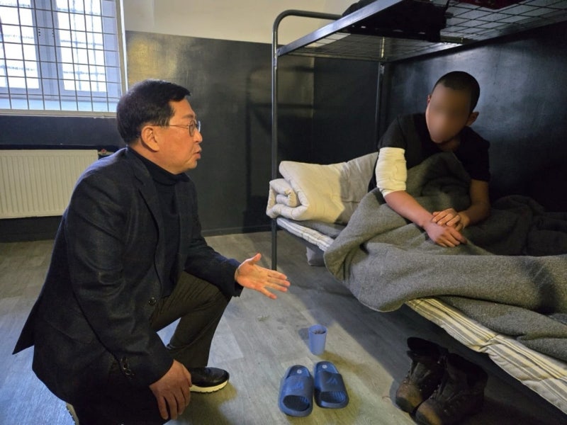 <b>국정원</b> “北<b>포로 송환</b>, 양국 정상 간 비공개 합의는 없어…<b>포로</b>들 9월 ...