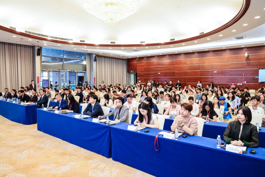 9일 중국 선전에서 개최한 '코리아 비즈니스 엑스포 선전' 계기 '한·중 청년기업가 협력교류회'가 열렸다.이날 교류회에는 양국 청년 기업가 200여명이 참석했다./월드옥타 제공