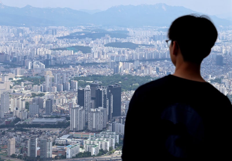 9월 <b>고정</b>형 <b>주담대</b> <b>금리 5% 돌파</b>해 역대 최고… 12개월 연속 상승