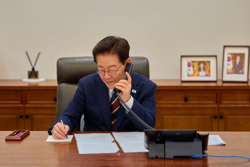 李대통령, 빈 살만과 통화… <b>전쟁</b> 중 원유 우선 공급에 감사
