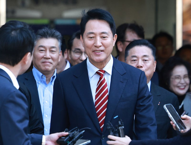 특검, <b>오세훈</b> ‘여론조사비 대납 의혹’ 2심 <b>무죄</b>에 상고