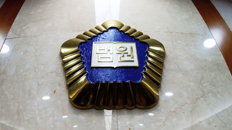 27년 만의 <b>의대 증원</b> '순항'…<b>법원</b>, 집행정지 각하·기각