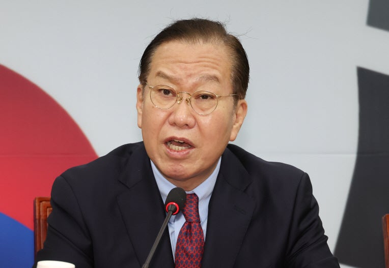 <b>권영세</b> "野 <b>예산</b> 일방 <b>감액</b>은 잘못…민생 논의해야"