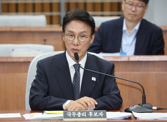<b>김민석</b>, <b>6억 출처</b>에 "조의 1.<b>6억</b>·출판기념 2.5억·처가 2억"