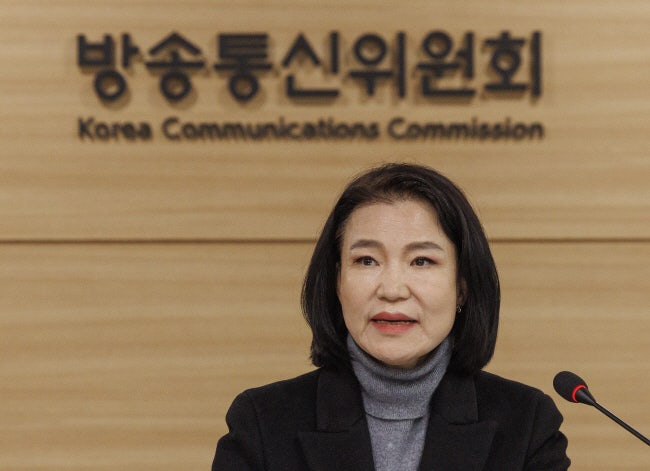 李대통령, <b>국무회의</b>서 <b>이진숙</b> <b>배석 제외</b>…"정치중립 거듭 위반"