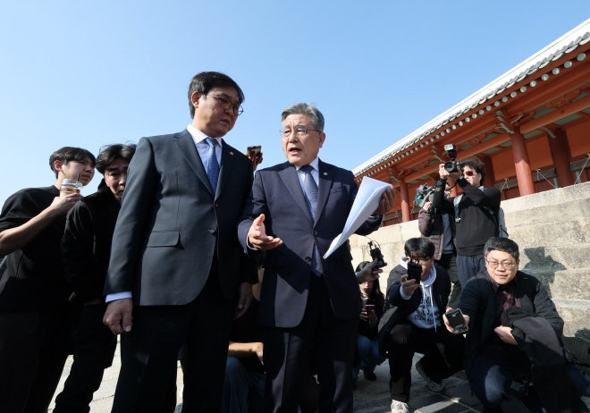 문체장관 "<b>종묘 가치 훼손</b> 우려…법령 개정 추진하겠다"