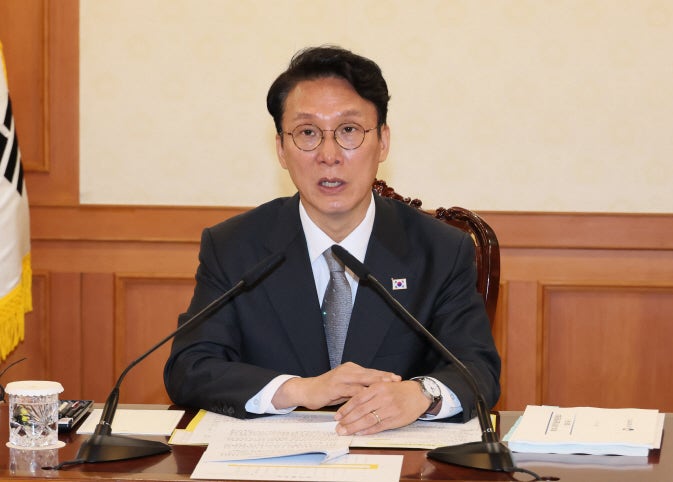 金총리 "<b>AI</b>, <b>경제 혁신</b> 촉진할 성장 엔진…국가 대전환에 전 부처 합심"