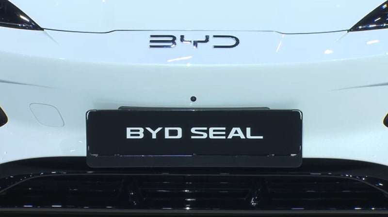 잘 나가던 BYD 첫 시련…보조금 끊기고 첫 리콜까지