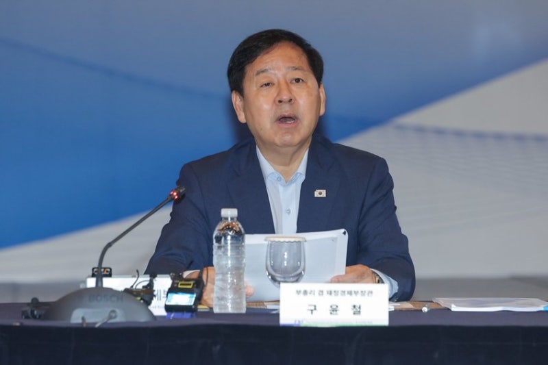 구윤철 "7월말 부동산세제 발표…보유세·거래세 균형 이뤄야"