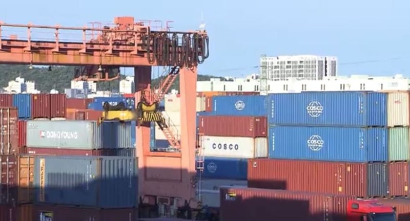<b>2분기 GDP 0.6%</b> '깜짝 <b>성장</b>'…GDI <b>성장</b>률 38년만 최고치