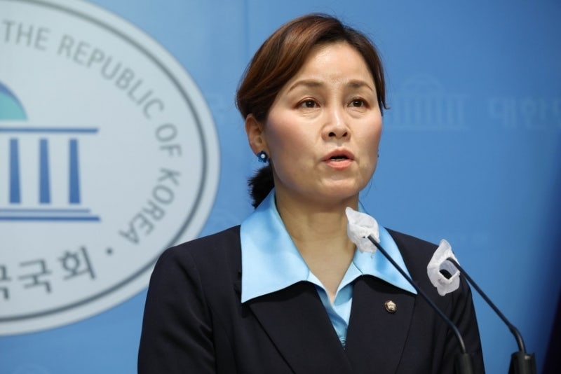 與임오경 "K컬처 세계화한다는 <b>문체부</b>, 국악·한복 전략은 미비"