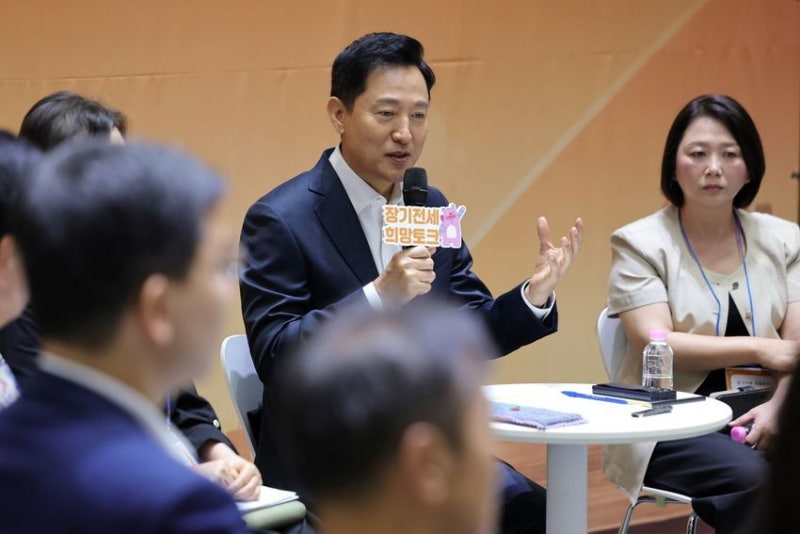 <b>장기전세 연장</b> 요구, <b>오세훈</b> "비양심적 억지"