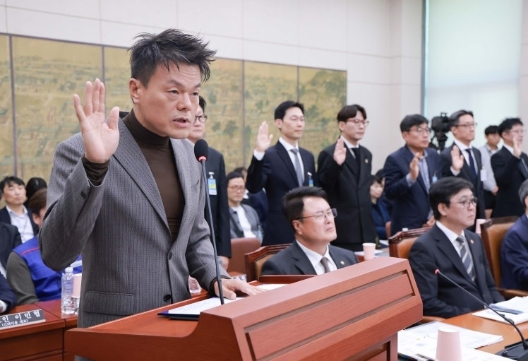 <b>패노메논</b> 논란…<b>박진영</b> "개별 공연하면 2~3배 더 번다"