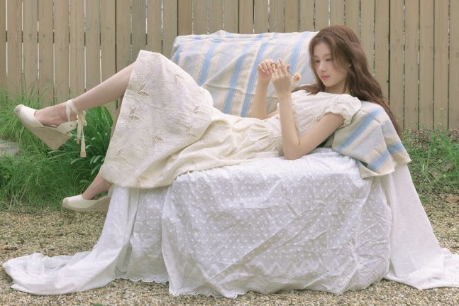 사나 여름화보