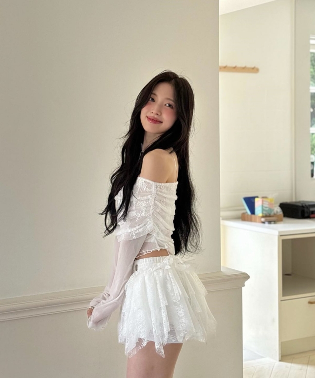 오마이걸 아린 인스타업로드