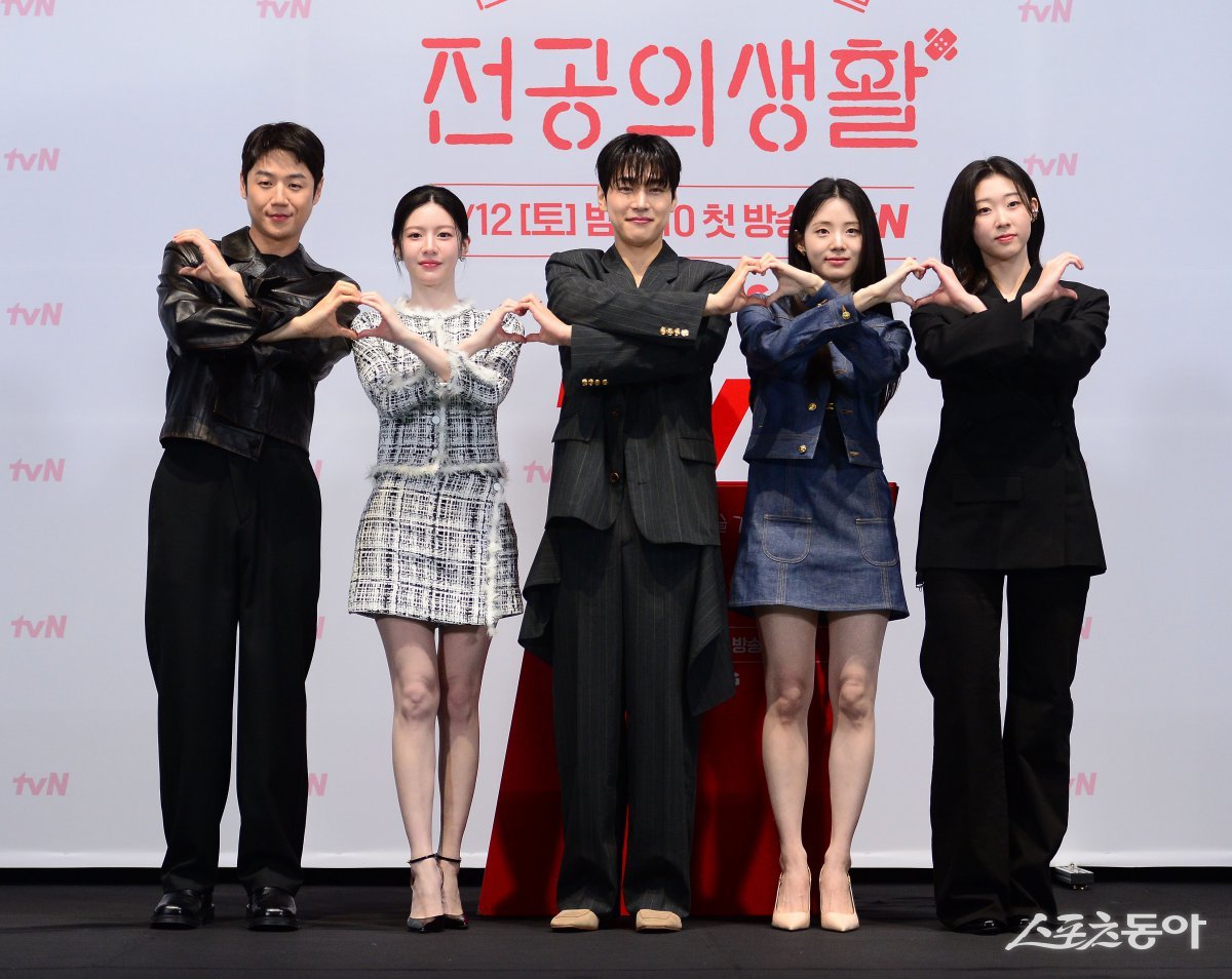 ‘언슬전’ 18일 종영…<b>고윤정</b> “<b>슬기로운 배우</b> 되겠습니다”