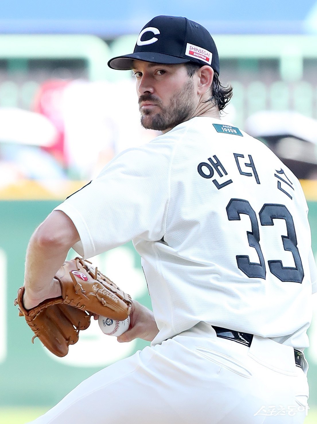 <b>폰세</b> 제치고 ERA 1위 되찾은 <b>앤더슨</b>…KIA전 1실점, 비자책점으로 정정