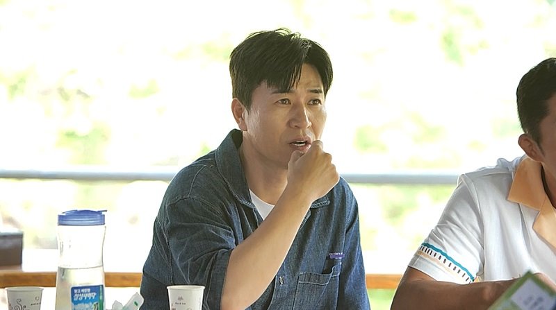 <b>김종민</b>, 김동현 결혼식 축의금 안냈나…“섭섭했다” (신랑수업)