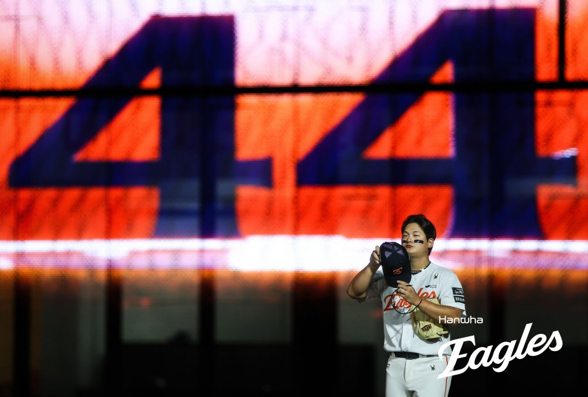 “팀 순위·올스타 팬 투표 모두 1등이라 기뻐”…KBO 최고 스타된 김서...