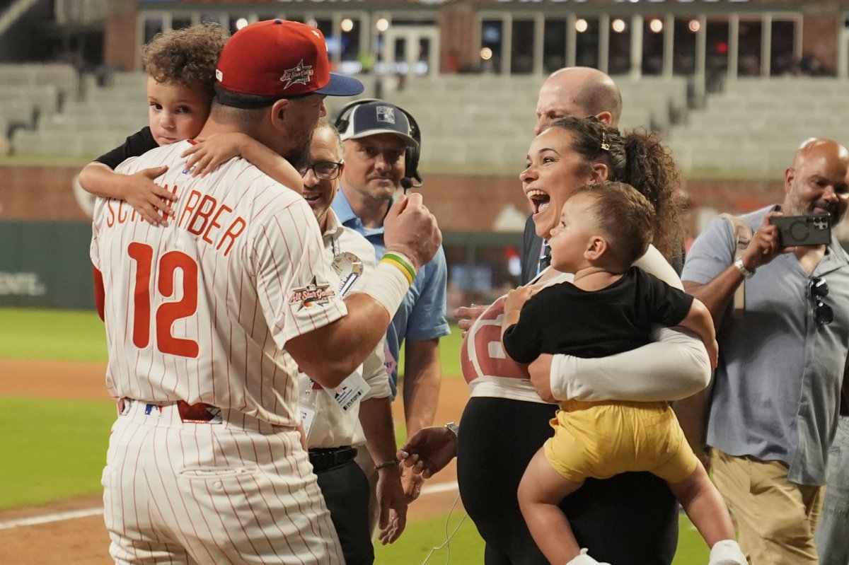 야구판 승부차기 ‘스윙 오프’ 나온 MLB <b>올스타전</b>…3홈런 <b>슈와버</b> 앞세...