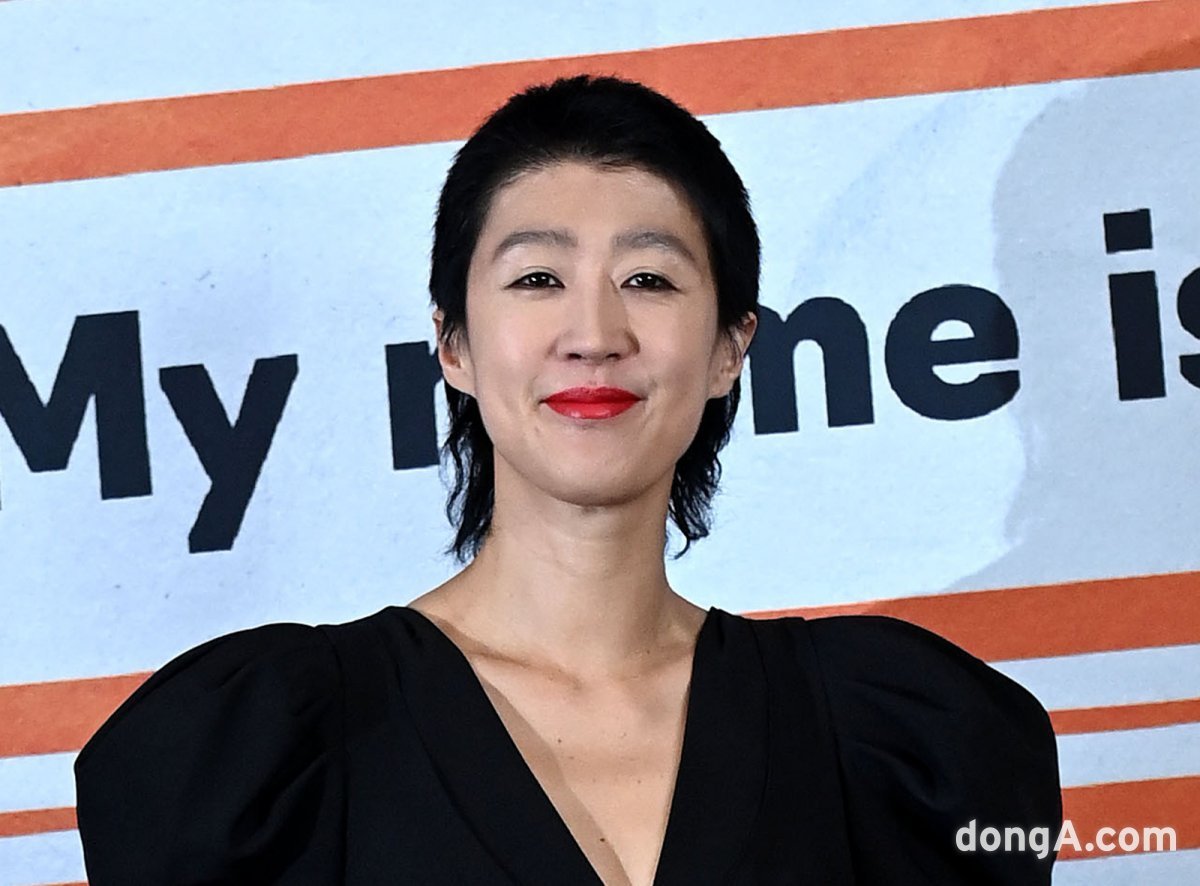 <b>홍진경</b>, <b>이혼 심경 고백</b> “남이 되어서 진짜 우정 찾아” [종합]