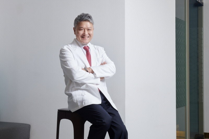 Suffering every night from frequent bathroom trips? Benign Prostatic Hyperplasia can be improved with 'HoLEP Surgery' [Health Olle-gil]