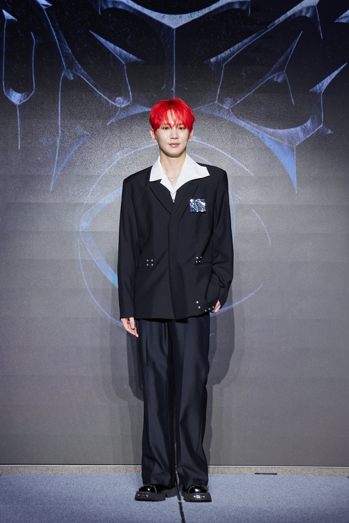 샤이니 키, 또 이상하네(p)…‘<b>케데헌</b>’ 열풍 타고 ‘<b>헌터</b>’ 출격 (종합...