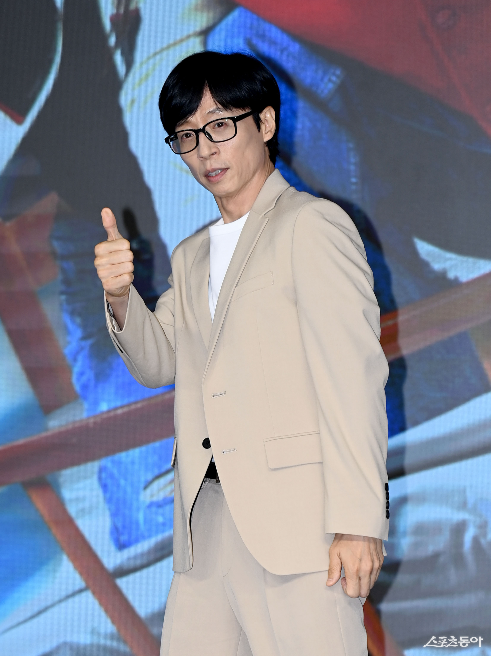 ‘<b>탈세</b>無’ <b>유재석</b>, 세무사도 놀랐다 “100억 벌면 세금 41억”