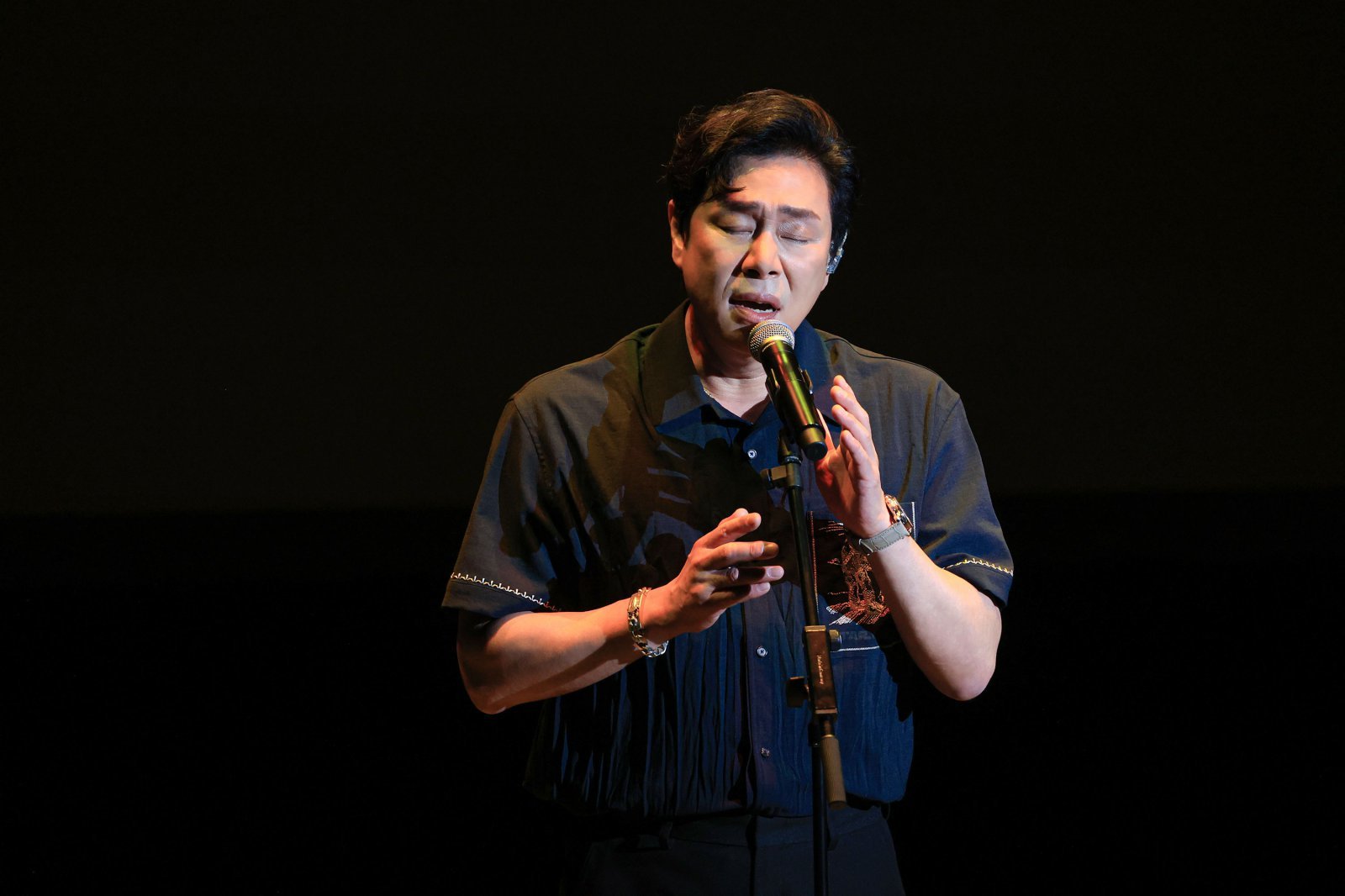 <b>김법래</b>, 첫 <b>싱가포르 콘서트 성료</b>