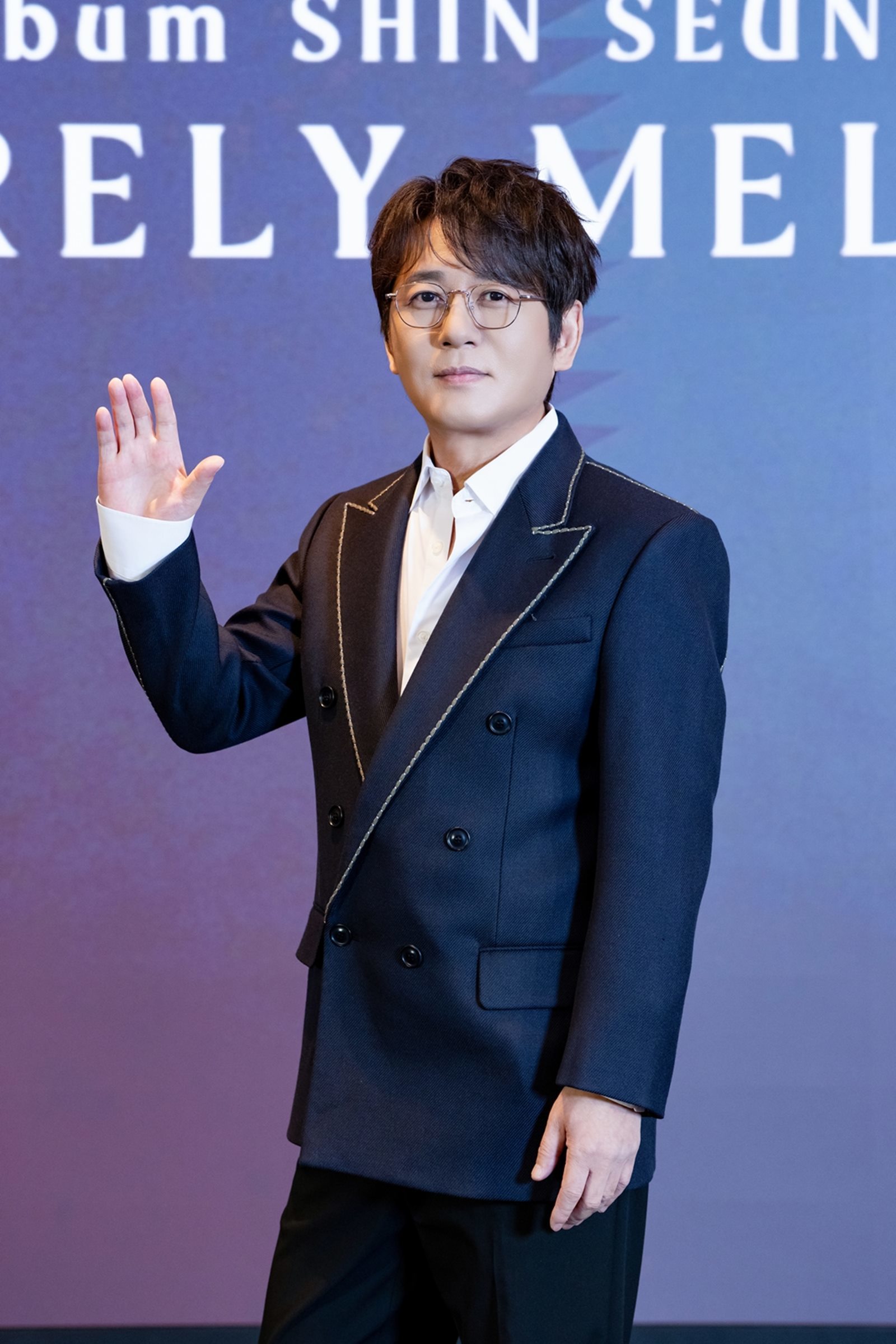 ‘<b>35주년</b>’ <b>신승훈</b>, 발라드 황제의 <b>컴백</b> 의미 “가수는 말보단 음악” ...