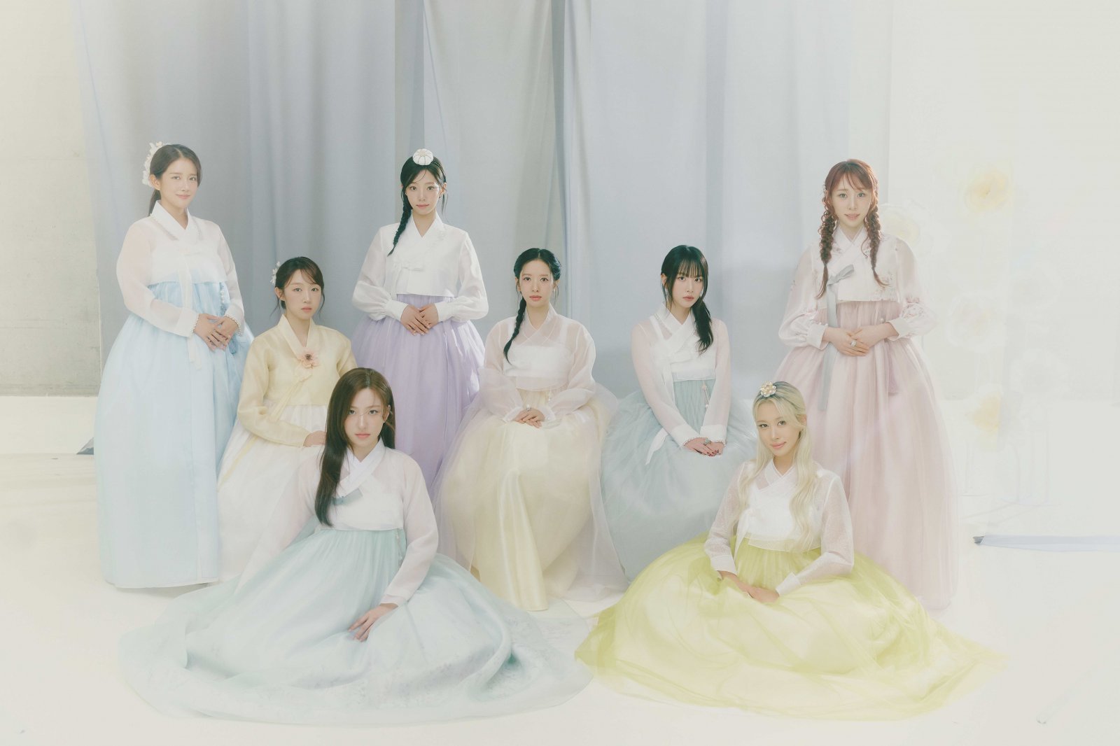 우주소녀, 단체 한복 사진과 함께 따뜻한 <b>추석 인사</b>