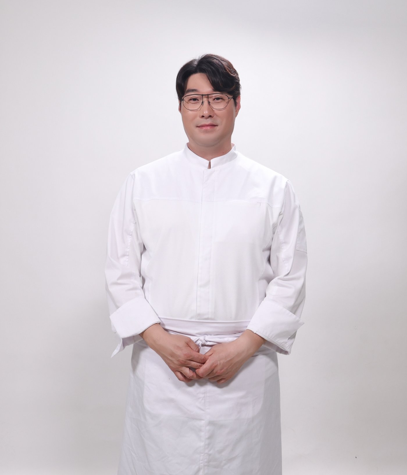 ‘흑백요리사’ 스타셰프 <b>오세득</b>, <b>김재중</b>과 한식구 됐다