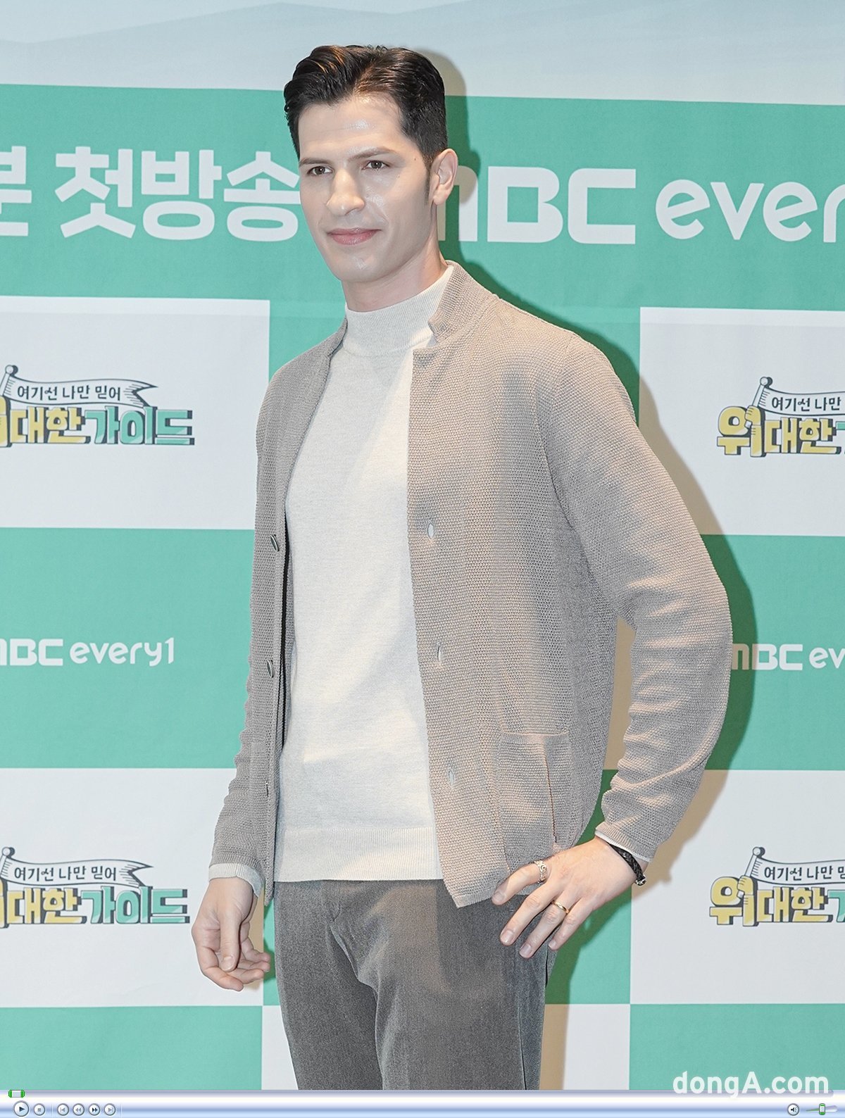 <b>알베르토</b> 몬디, 韓日 <b>역사왜곡</b> 발언 <b>사과</b> “내 책임, 깊이 반성 中” [전...