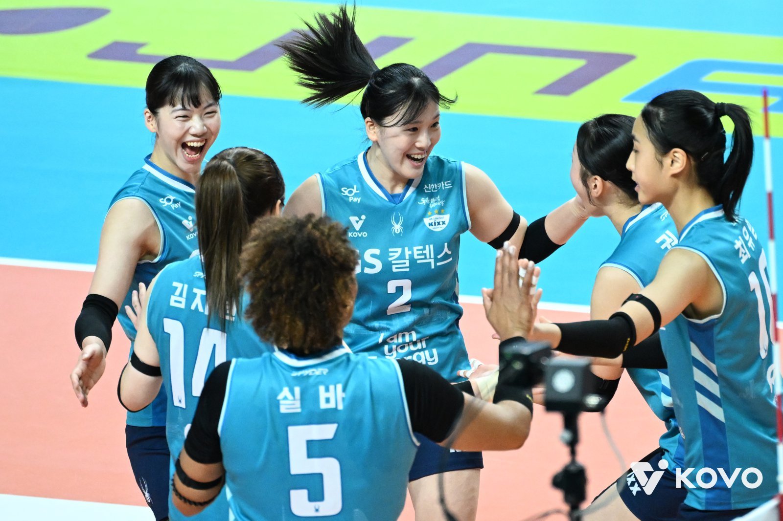 실바에게 의존하지 않은 GS칼텍스, <b>유서연</b>-<b>최유림</b>의 고른 득점으로 페퍼...