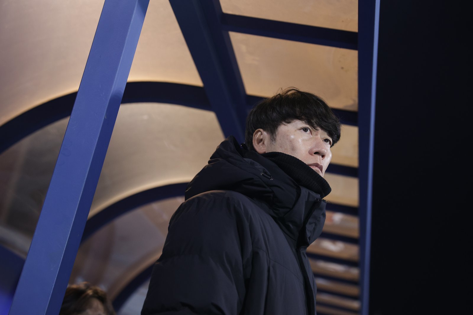 [SD 수원 인터뷰] “모든 건 제 <b>책임</b>” 강등에 고개 숙인 수원FC <b>김은중</b>...