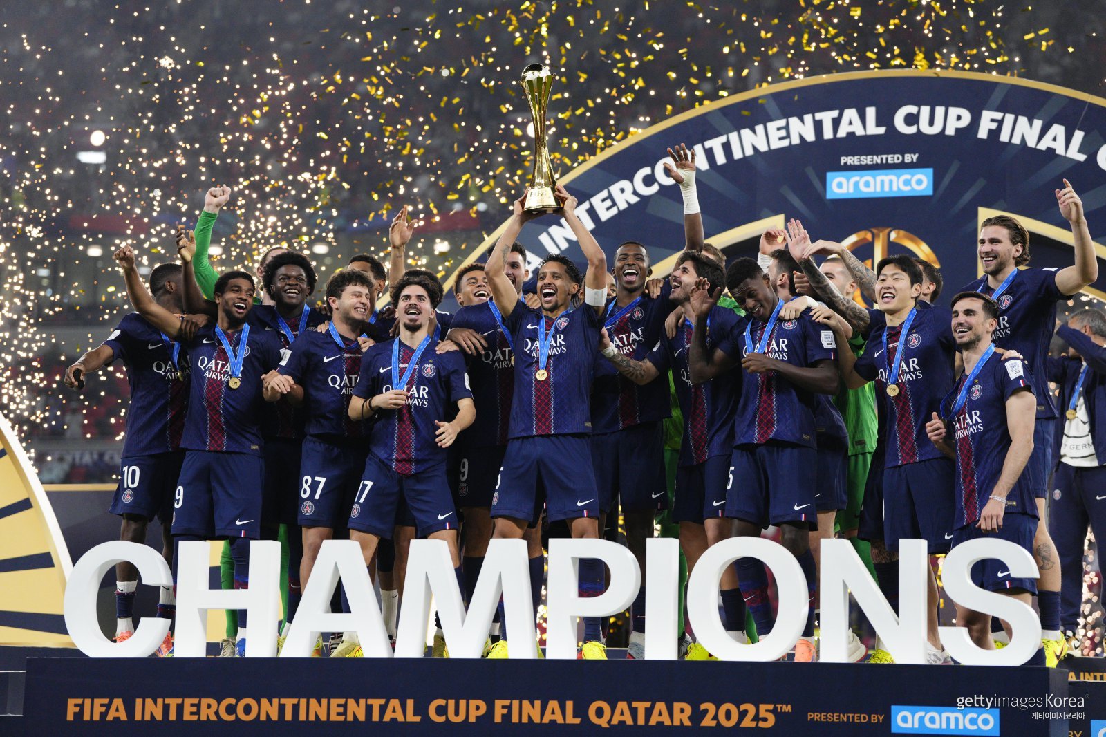 ‘유럽 최강’ PSG, 플라멩구 꺾고 최고 클럽 등극 ‘<b>이강인 부상</b> 교체...