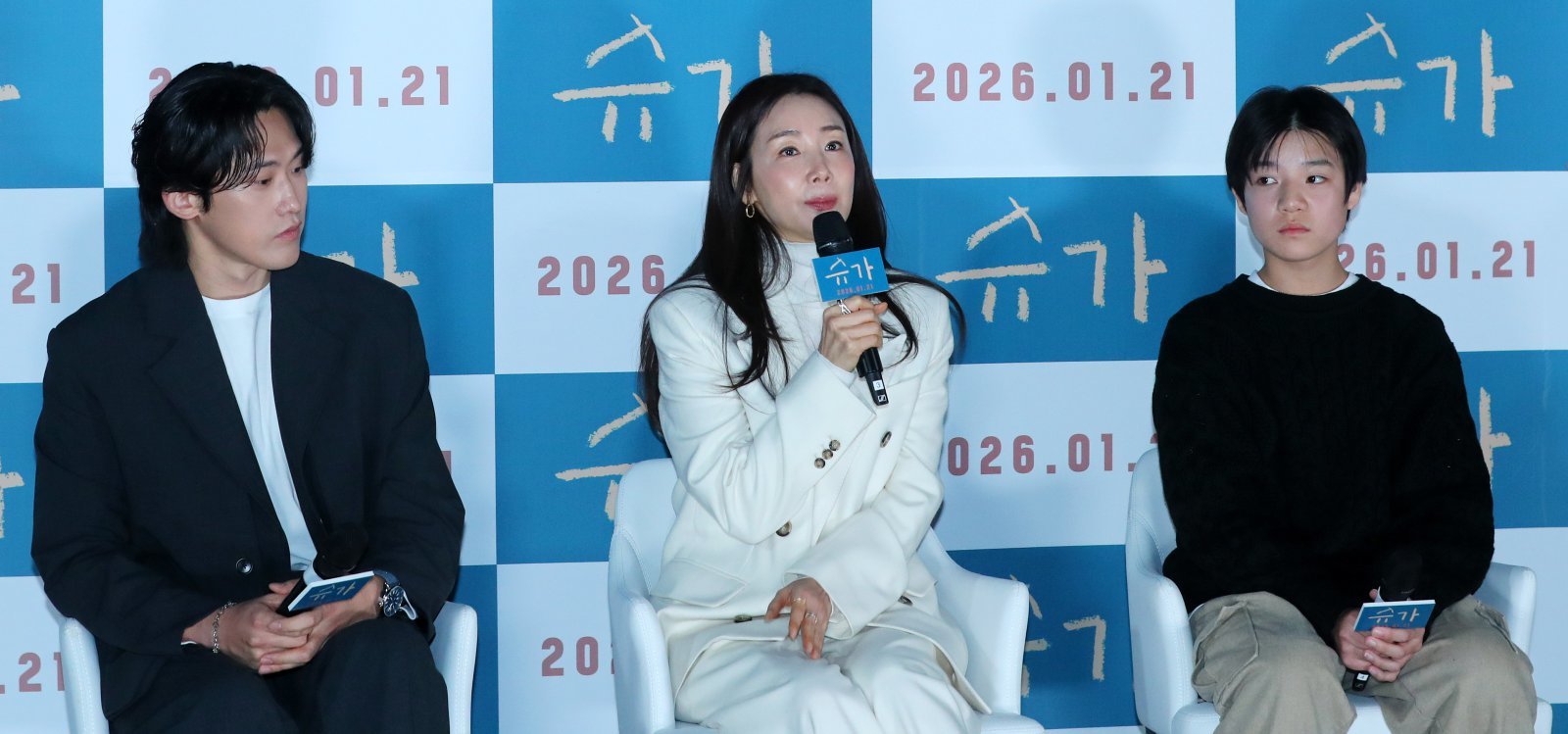 ‘<b>슈가</b>’ <b>최지우</b> “권상우와 신년 극장가 맞대결? 우리 영화가 좀 더 잘...