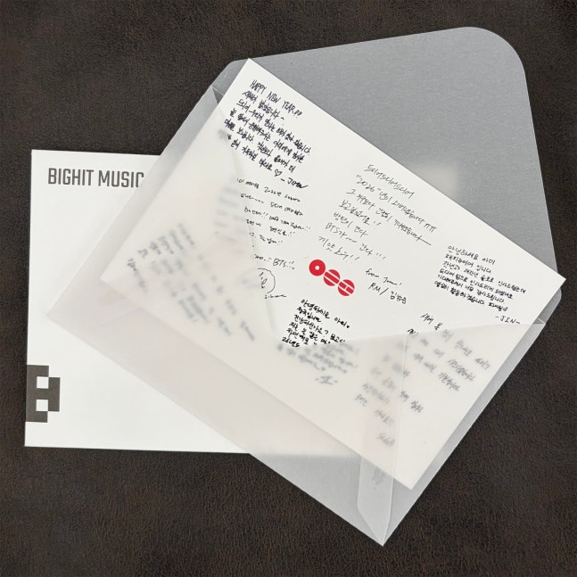 BTSメンバーからARMYファンベースへの直筆手紙 ビッグヒット・ミュージック