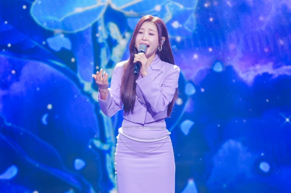 이소나, 우승 특전곡 ‘목련’ 공개…윤태화 “황홀하다” 감탄 (미스트...