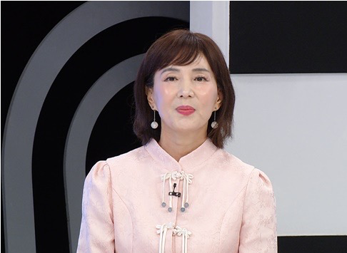 <b>이사벨라</b>, 직장암 4기·폐 전이 고백…중증 치매 남편과 눈물의 ‘영영...