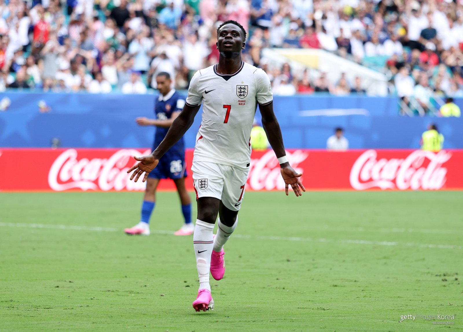 ‘사카 멀티골 폭발’ <b>잉글랜드</b>, ‘3-4위전’ <b>프랑스</b> 압도→‘전반 4-0 ...